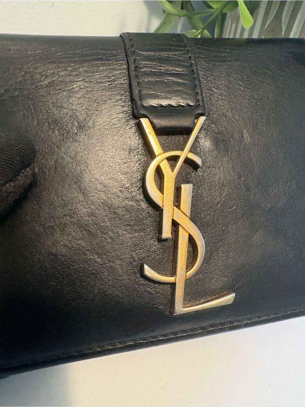 Saint Laurent Black Leather Wallet with Gold YSL Emblem - Picture 6 of 10